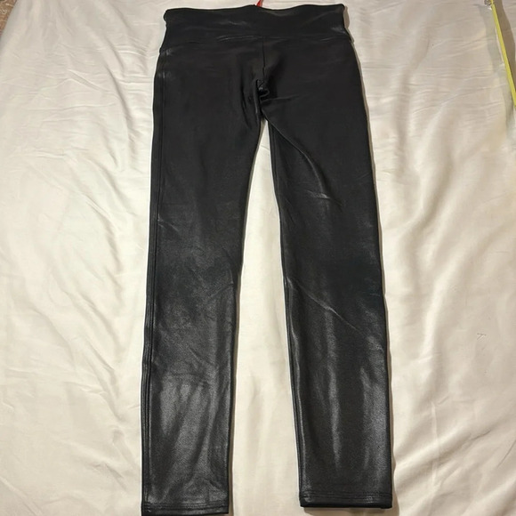 SPANX Black Faux Leather Leggings size M - Picture 6 of 11